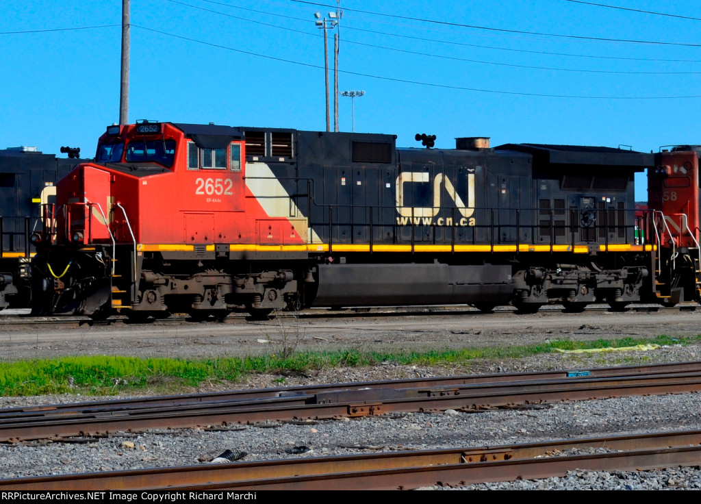 CN 2652